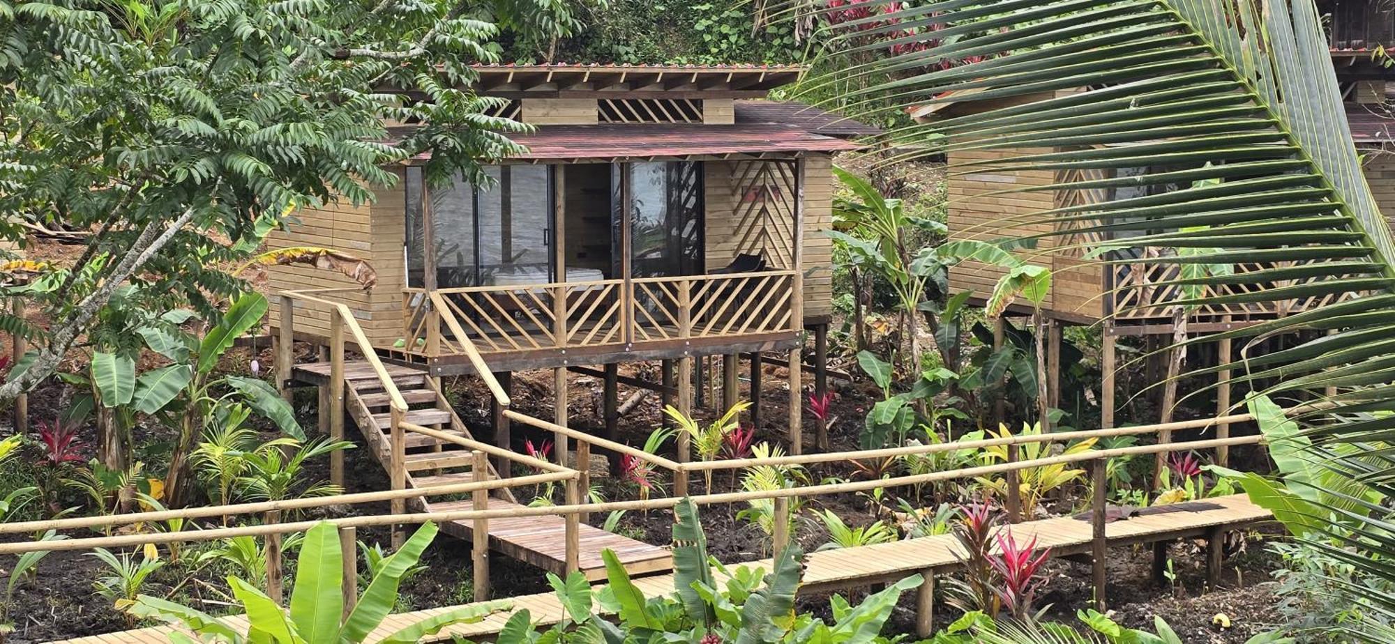 Pacific Nuqui Lodge Bagian luar foto